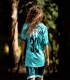 T-SHIRT COM GOLA EM 