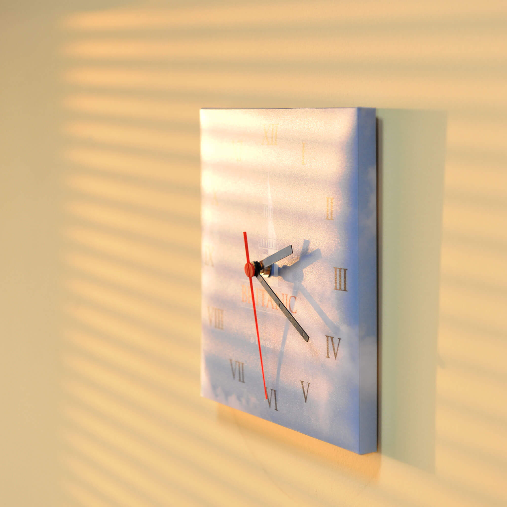 SMALL PP CUSTOMIZABLE WALL CLOCK
