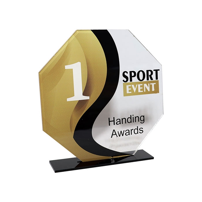 TROFEO ACRILICO 3MM 20X16CM PERSONALIZABLE