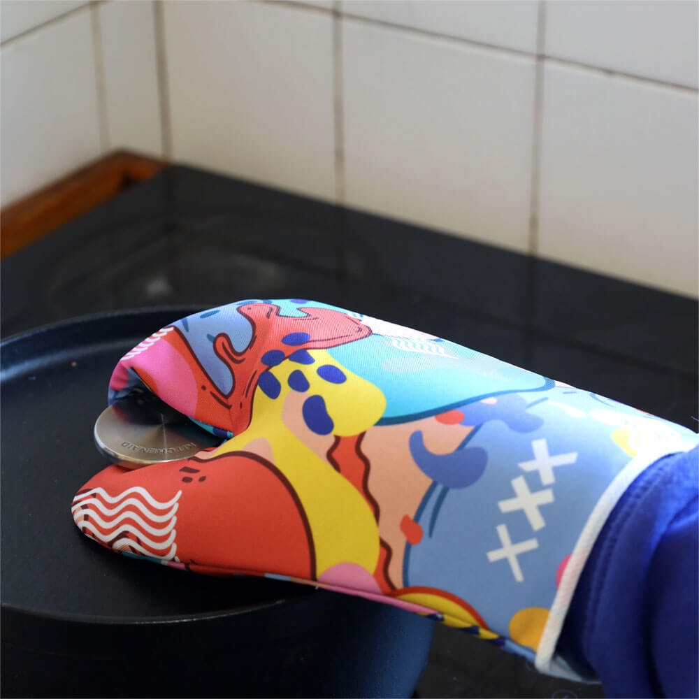 CUSTOMIZABLE KITCHEN GLOVE