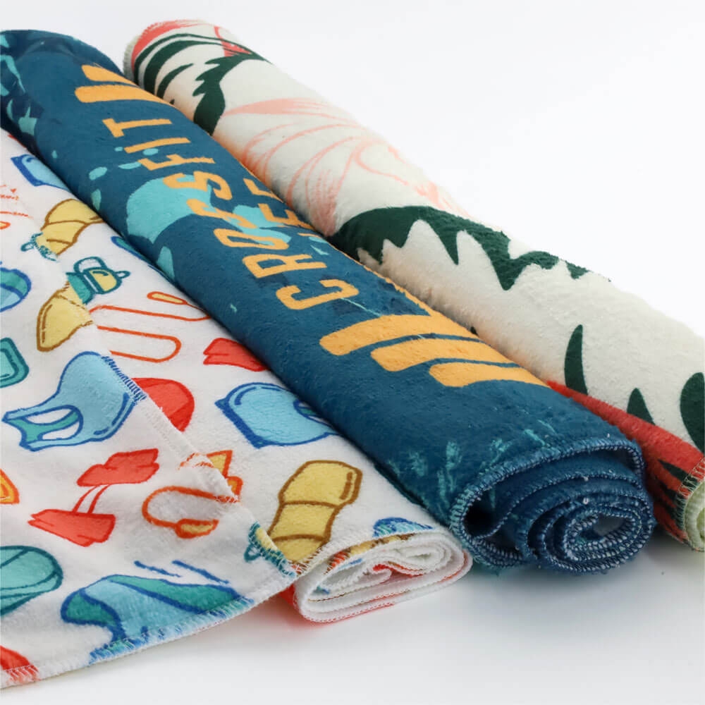 SERVIETTE DE GYM AVEC POCHE PERSONNALISABLE