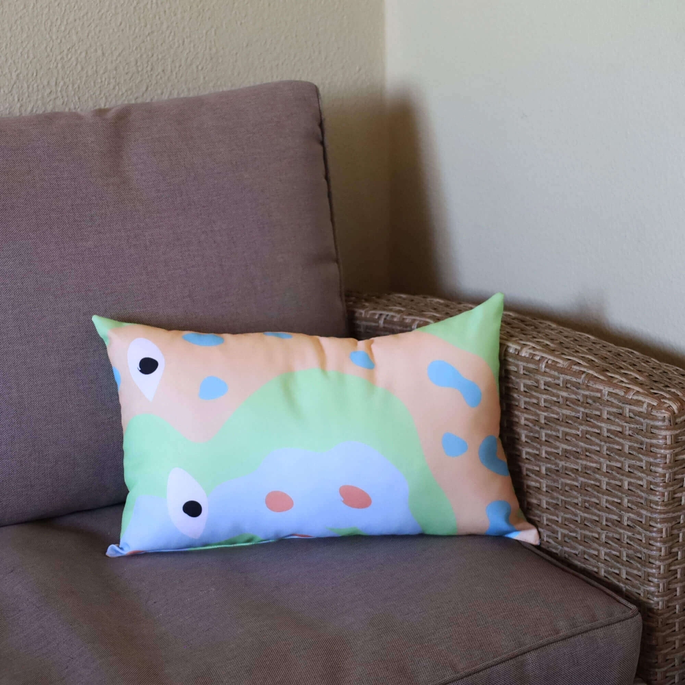 SMALL CUSTOMIZABLE RPET CUSHION