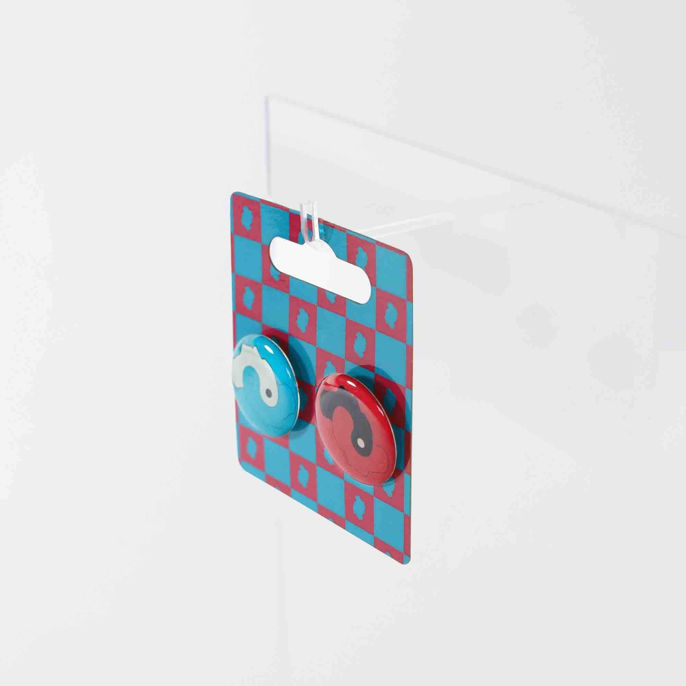 CARTELA C/2 PINS EPOXY 2X2CM PERSONALIZ�VEL